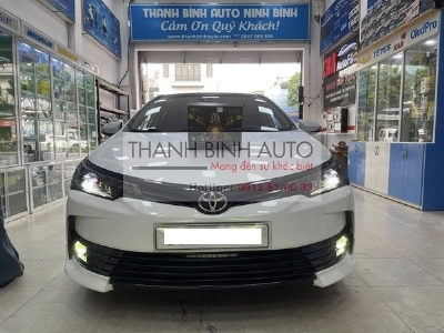 Bi gầm Aozoom Wasp cho xe Toyota Altis 2019