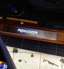 Ốp bậc cửa có đèn Led xe Ford Ranger 2016