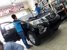 Dán kính, dán phim cách nhiệt xe NISSAN NAVARA