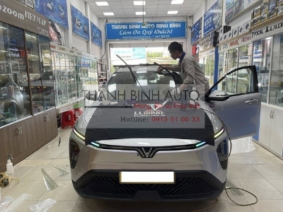 Dán phim cách nhiệt LLumar USA cho xe Vinfast Limo Green