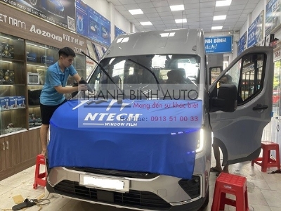 Dán phim cách nhiệt Ntech Hàn Quốc cho xe Ford Transit 2025