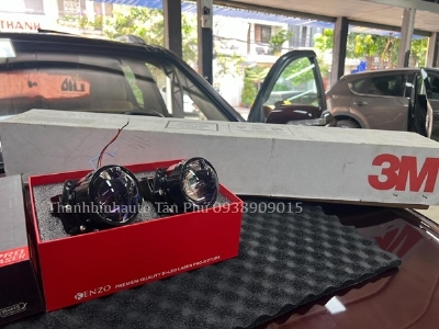 Dán phim cách nhiệt, độ đèn tăng sáng cho xe Kia Sorento 2018