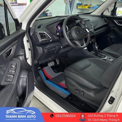 Thảm sàn đúc TPE cho xe Subaru Forester