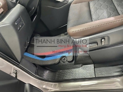 Thảm sàn nhựa đúc cho xe INNOVA CROSS
