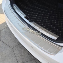 Ốp chống trầy cốp sau ngoài Hyundai Elantra 2016, 2017