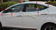 Viền khung kính cong Hyundai Elantra