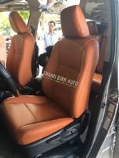 Bọc nệm ghế da xe INNOVA 2018 tại ThanhBinhAuto