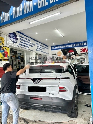Dán phim cách nhiệt 3M Mỹ cho xe VF6