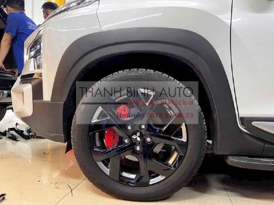 Ốp phanh Brembo cho xe XPANDER 2024