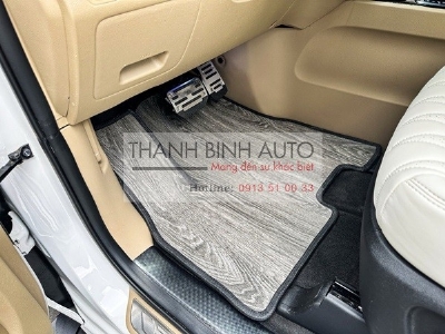 Sàn vân gỗ cao cấp cho xe KIA SEDONA